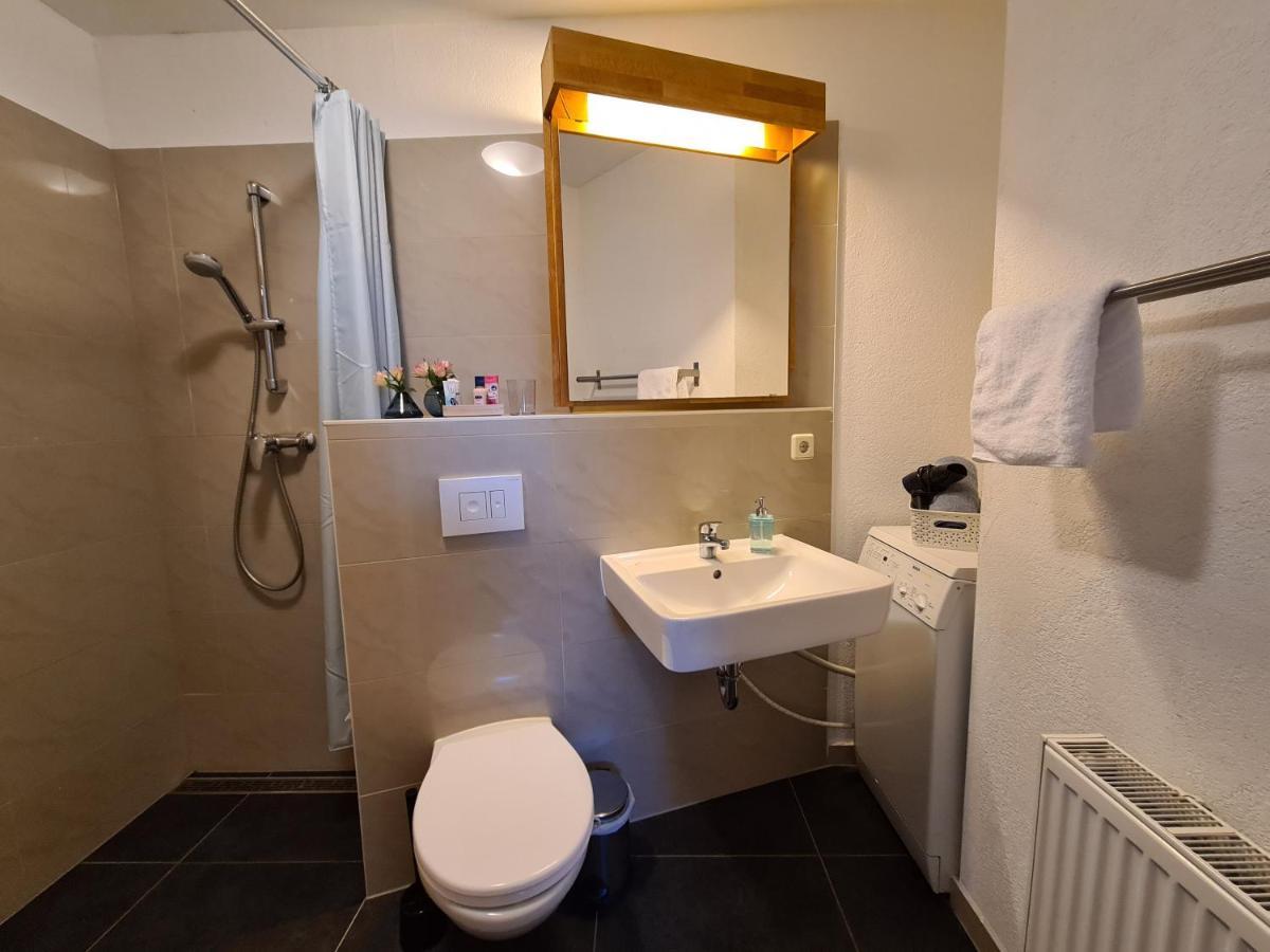 Neues Apartment #2 Mit Wlan !Sauna & Hot Tub Zubuchbar! ゼンフテンベルク エクステリア 写真